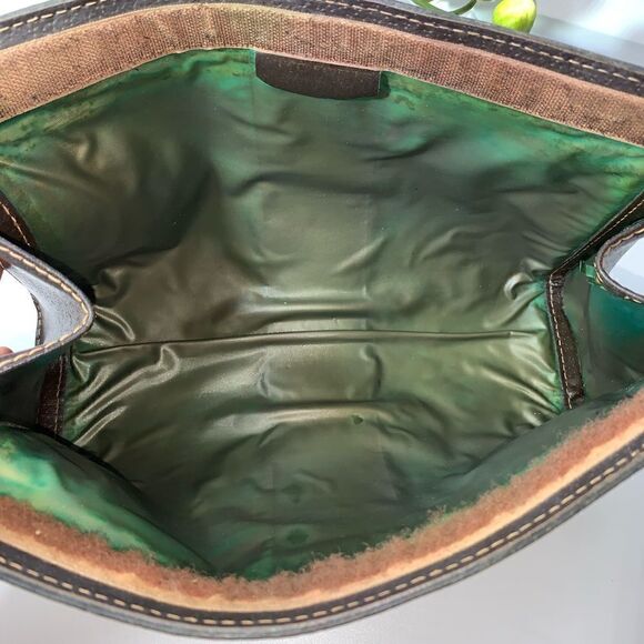 💥Authentic💥 GUCCI Web Sherry Line GG Logo Cosmetic Clutch - Picture 9 of 13